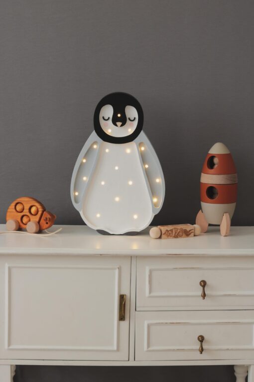 little_lights_penguin_2