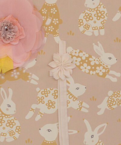 chase-rainbows-garden-party-wallpaper-dusty-blush-pink-3